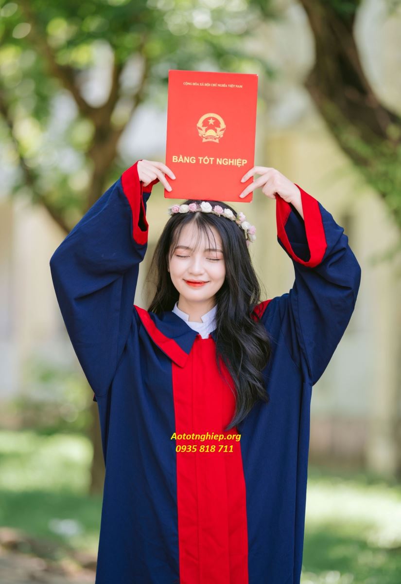ÁO TỐT NGHIỆP CAO ĐẲNG ĐẠI HỌC CỬ NHÂN LÀ GÌ